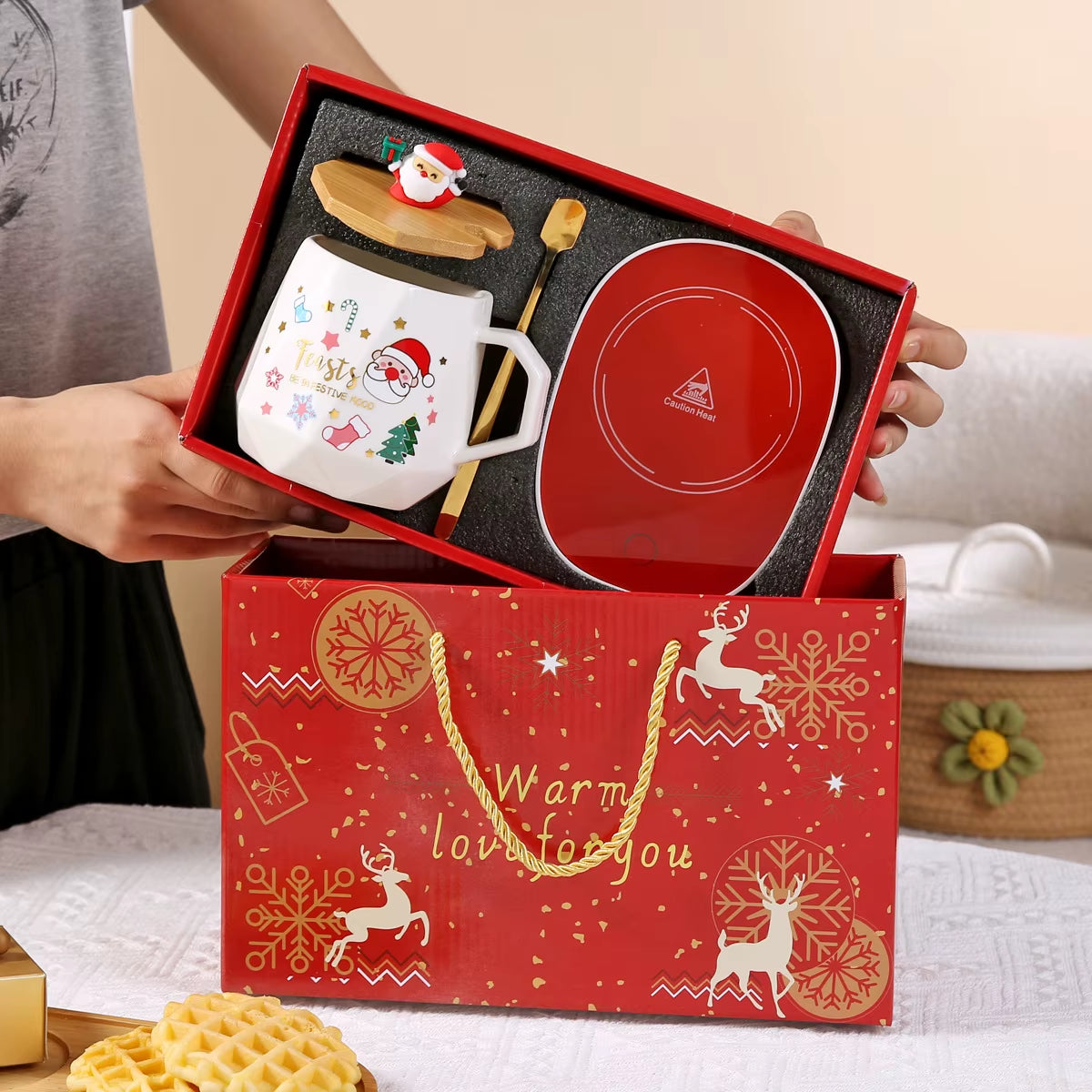 2025 Christmas Gift Set: Warm 55℃ Ceramic Mug with Lid Featuring Santa Claus for Office or Home Use