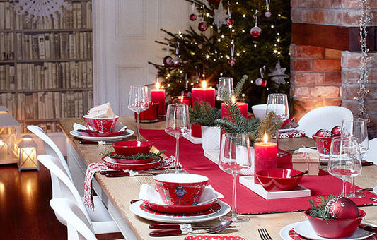 How to Create a Magical Christmas Table: Decor Tips & Inspiration